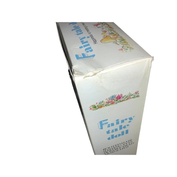 Playmates 1979 Li’l Red Riding Hood Fairy Tale Doll- Vintage - Picture 9 of 10